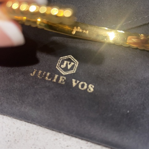 Julie Vos 24k gold cuff Small to Medium wrist - Picture 5 of 5